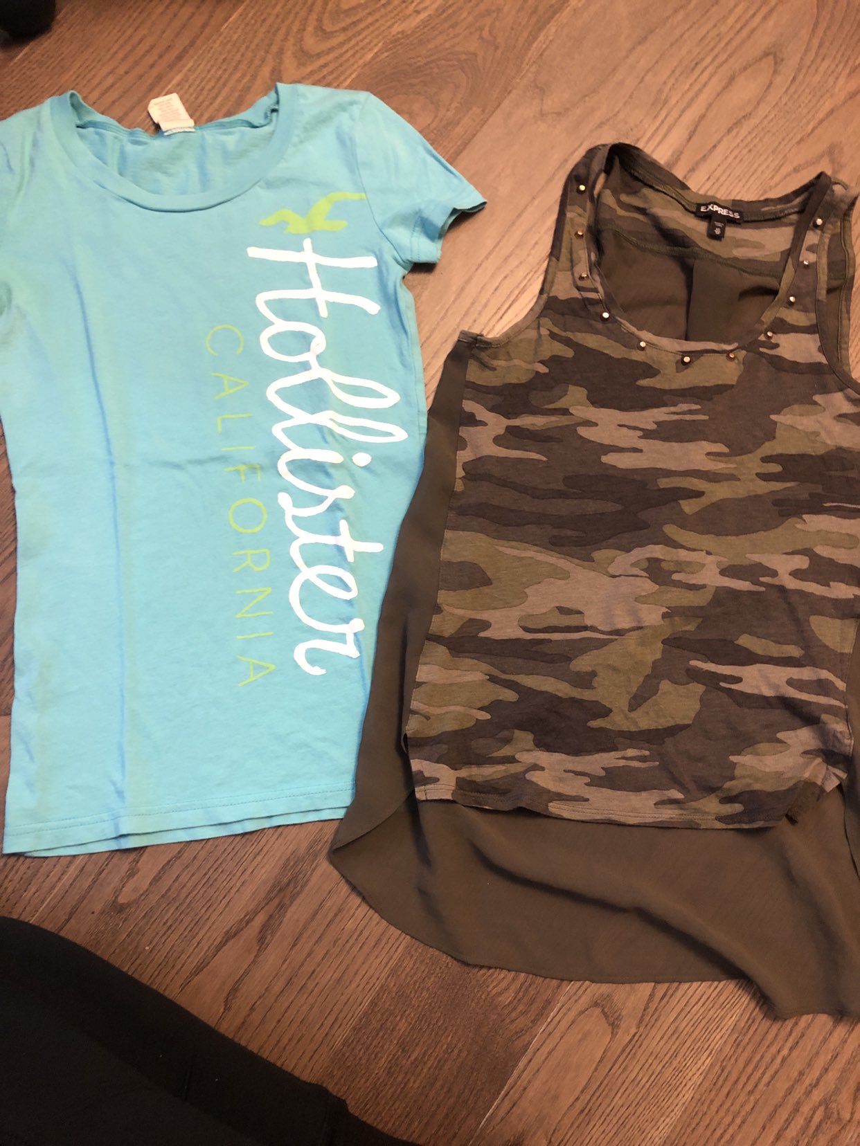 Bundle of XS/S clothing for women image indicator(9)