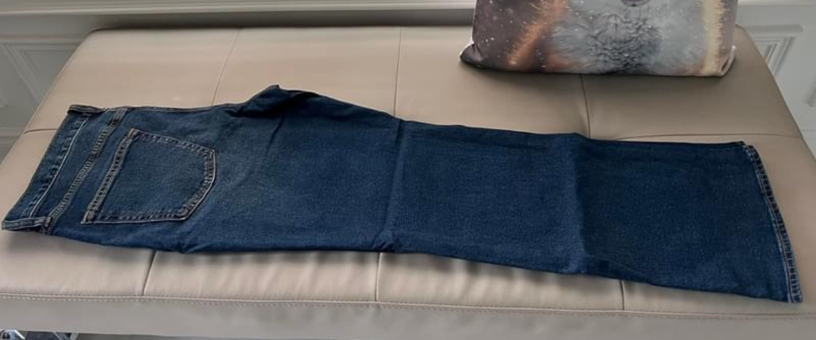 NEW with tag Mens boot cut denim jeans size 32X30 image indicator(3)