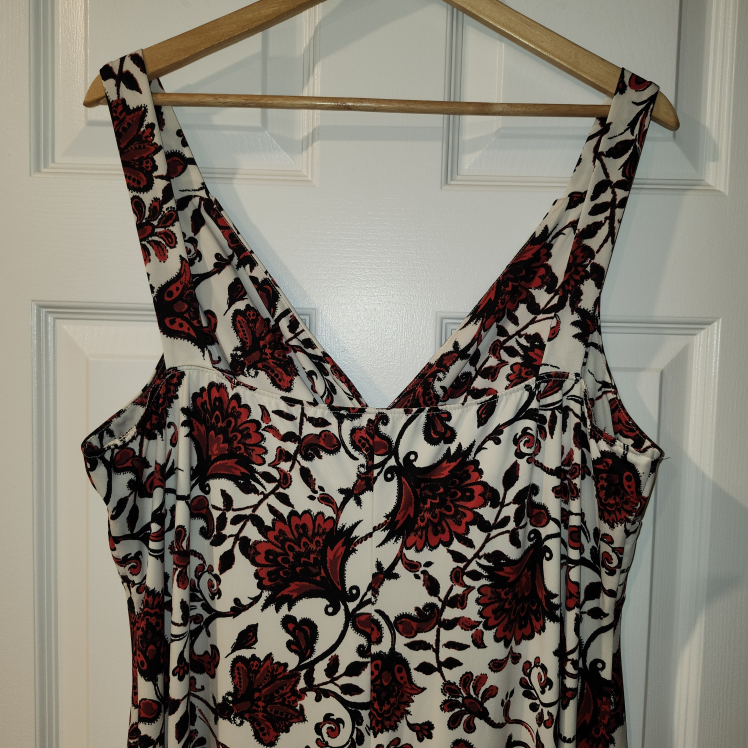 BEAUTIFUL MAXI DRESS.  Empire Waist. #XL image indicator(6)