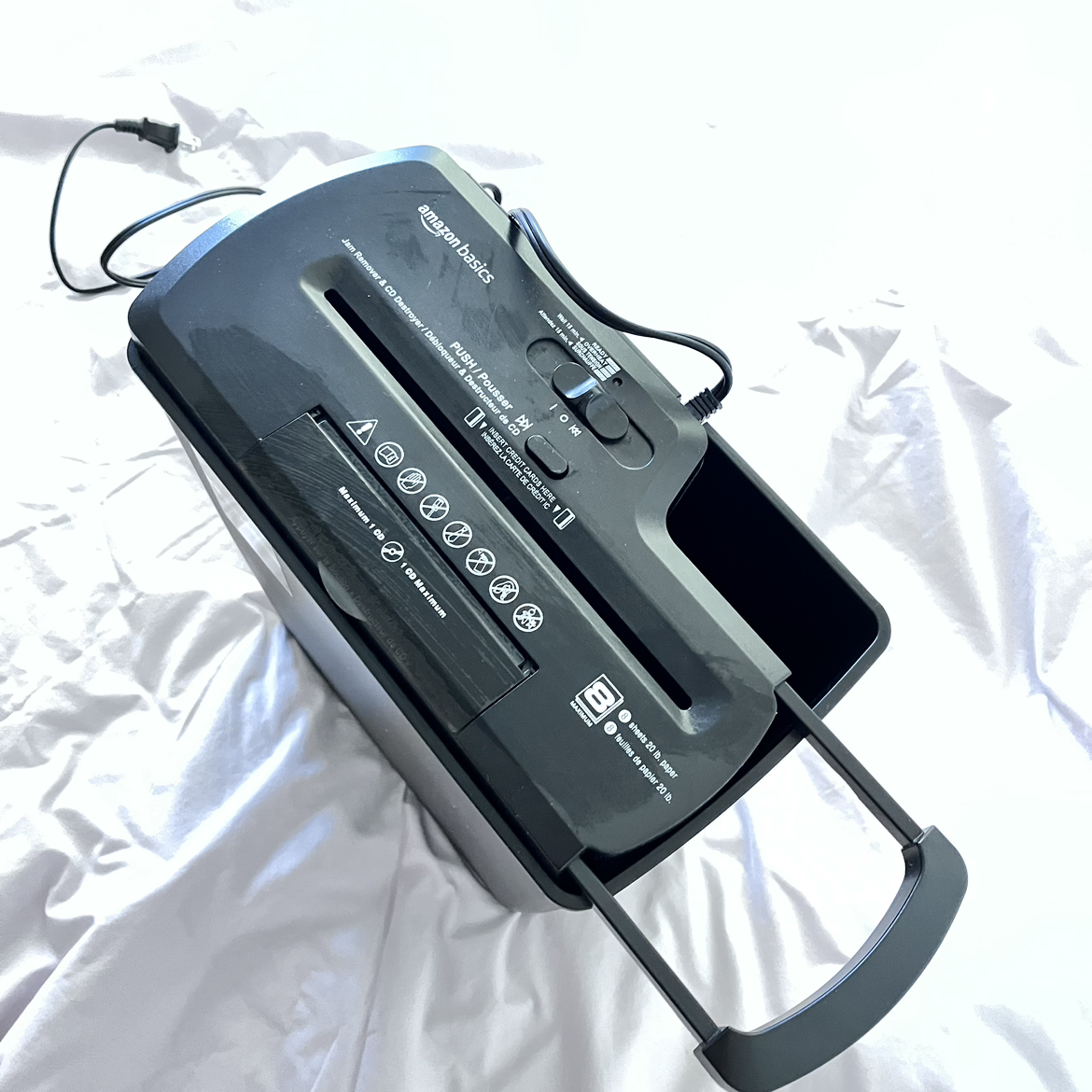 Amazon basics Paper Shredder - photo 3