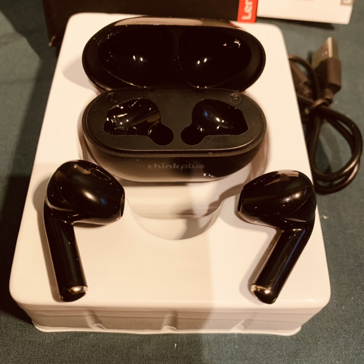 New Lenovo Ear Pods 🏈 thumbnail