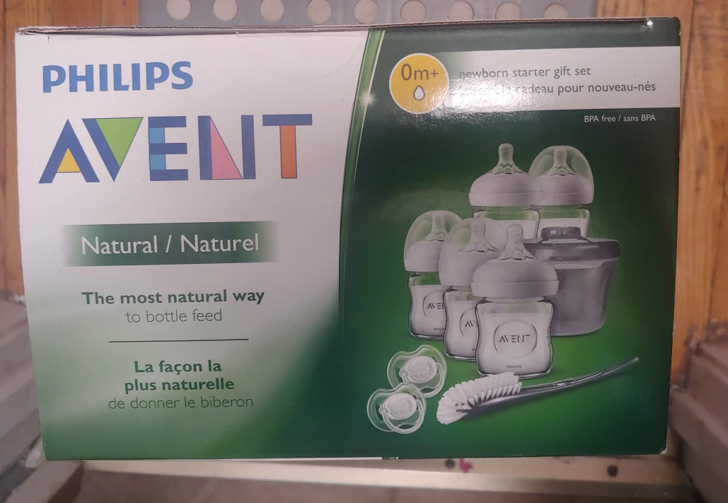Brand new baby bottle set
