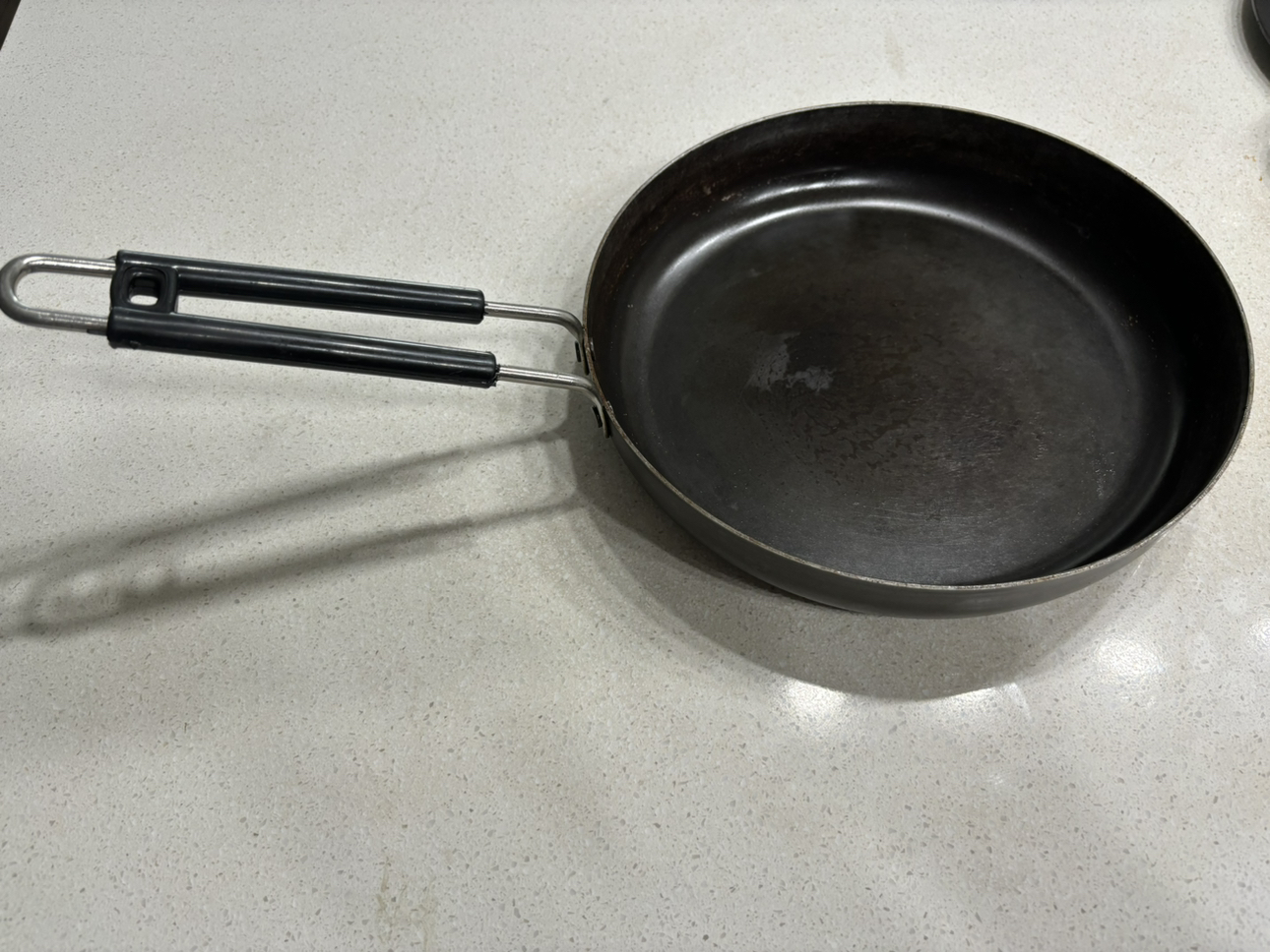 Iron pan