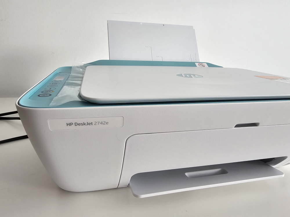 HP printer and scanner - photo 4