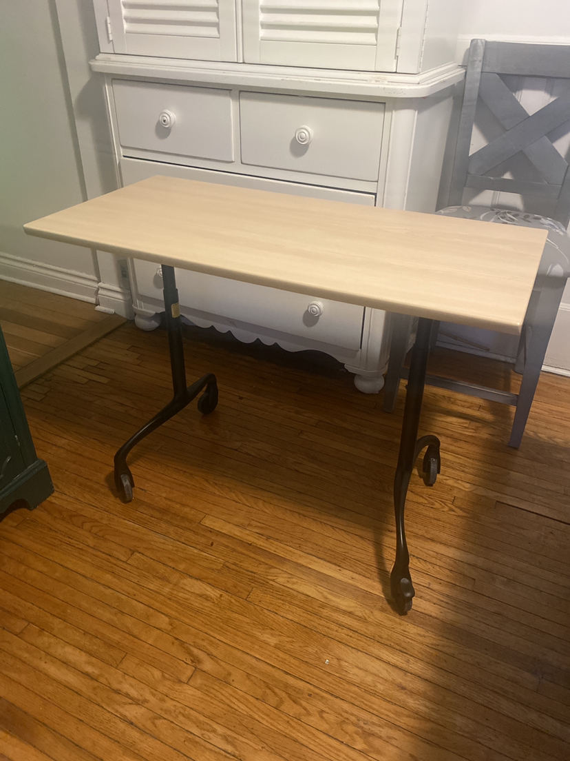 fashinable student desk