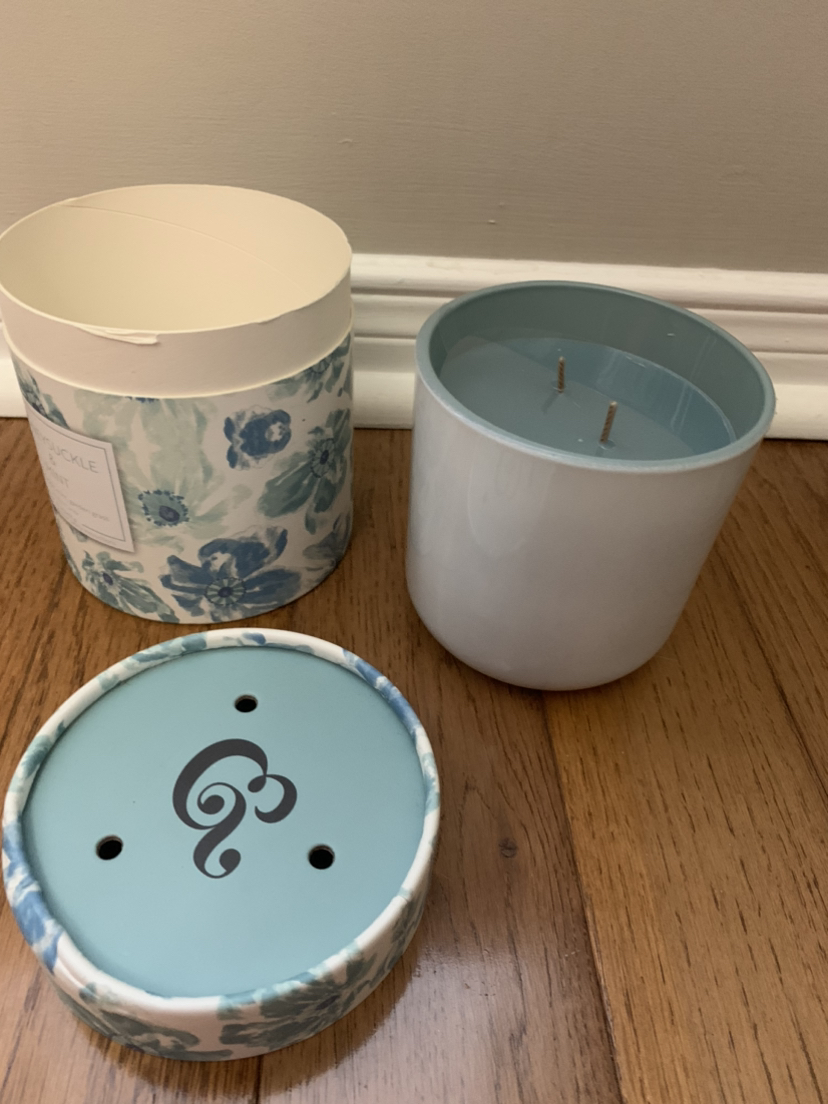 Better Homes & Gardens 2-Wick Jar Candle honeysuckle mint thumbnail