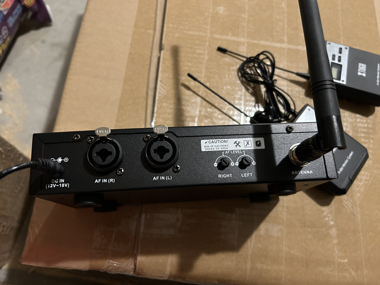 XTUGA  In Ear Monitor Wireless System Stage Monitor Return - photo 4