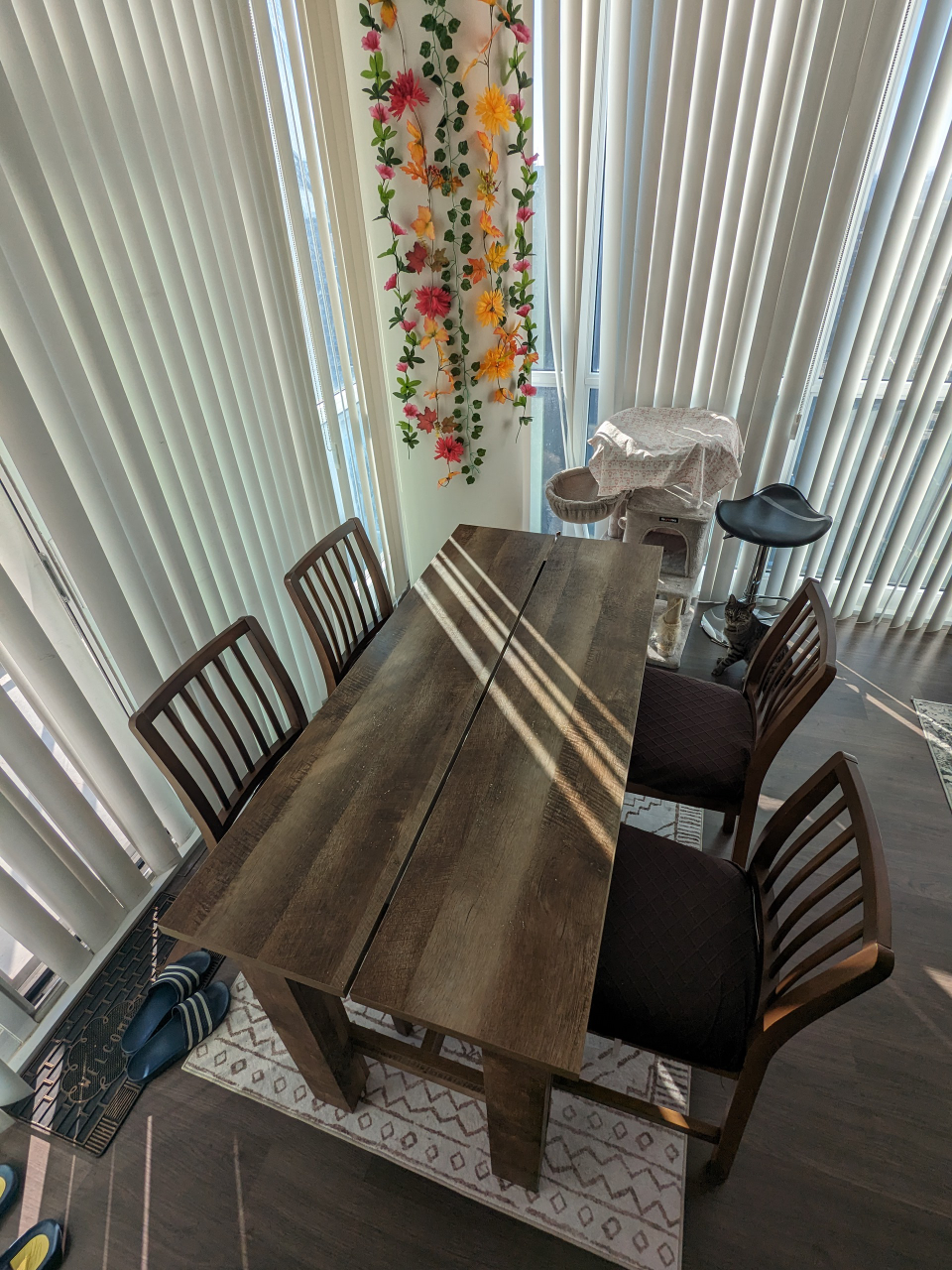 Table + chairs - photo 3