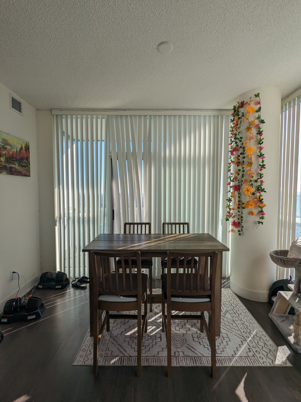 Table + chairs - photo 4