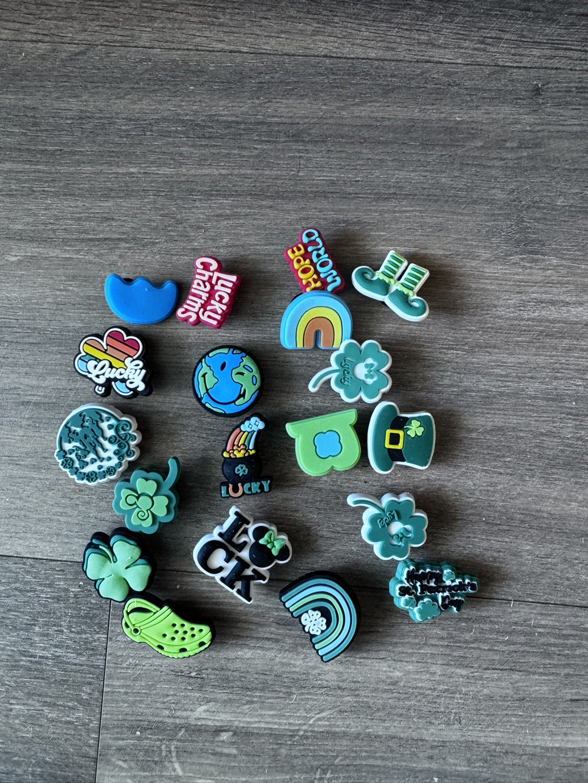 Freecycle Croc Jibbitz image indicator(2)