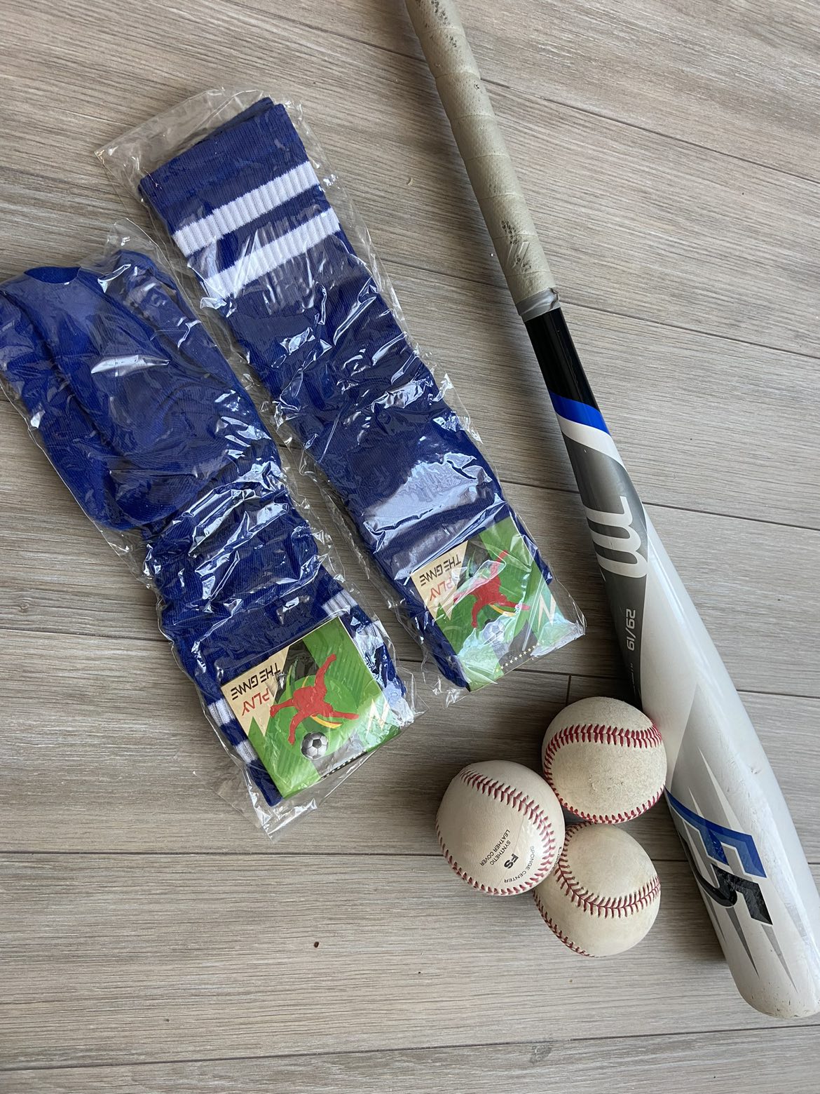 Kids Baseball bat, gloves, socks - photo 3