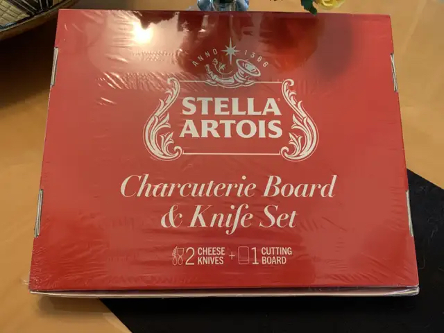 STELLA ARTOIS CHARCUTERIE BOARD & KNIFE SET [NEW]/firm price image indicator(2)