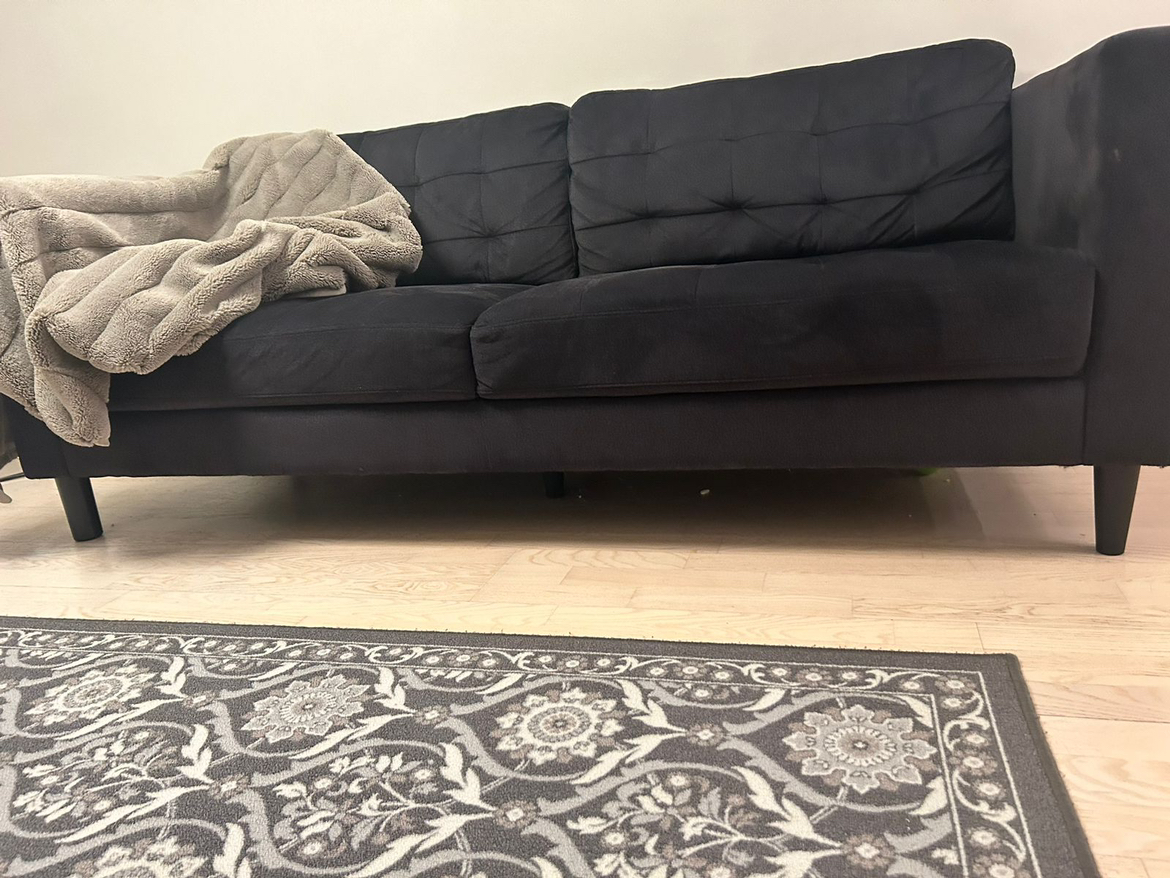 Black sofa moving out sale thumbnail