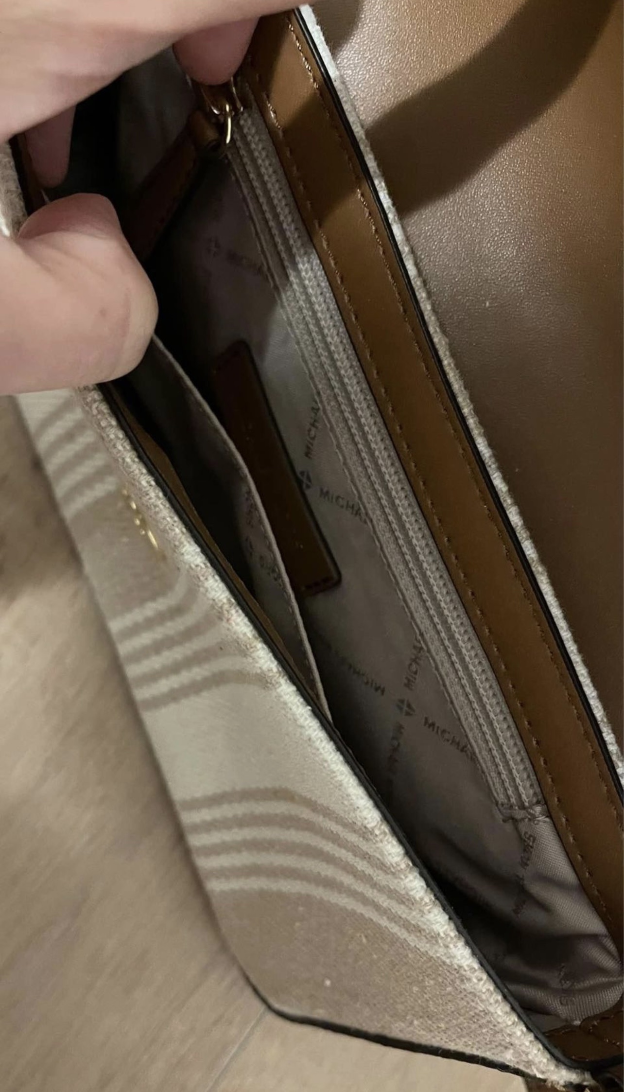 Michael Korse canvas crocodile print shoulder bag image indicator(8)