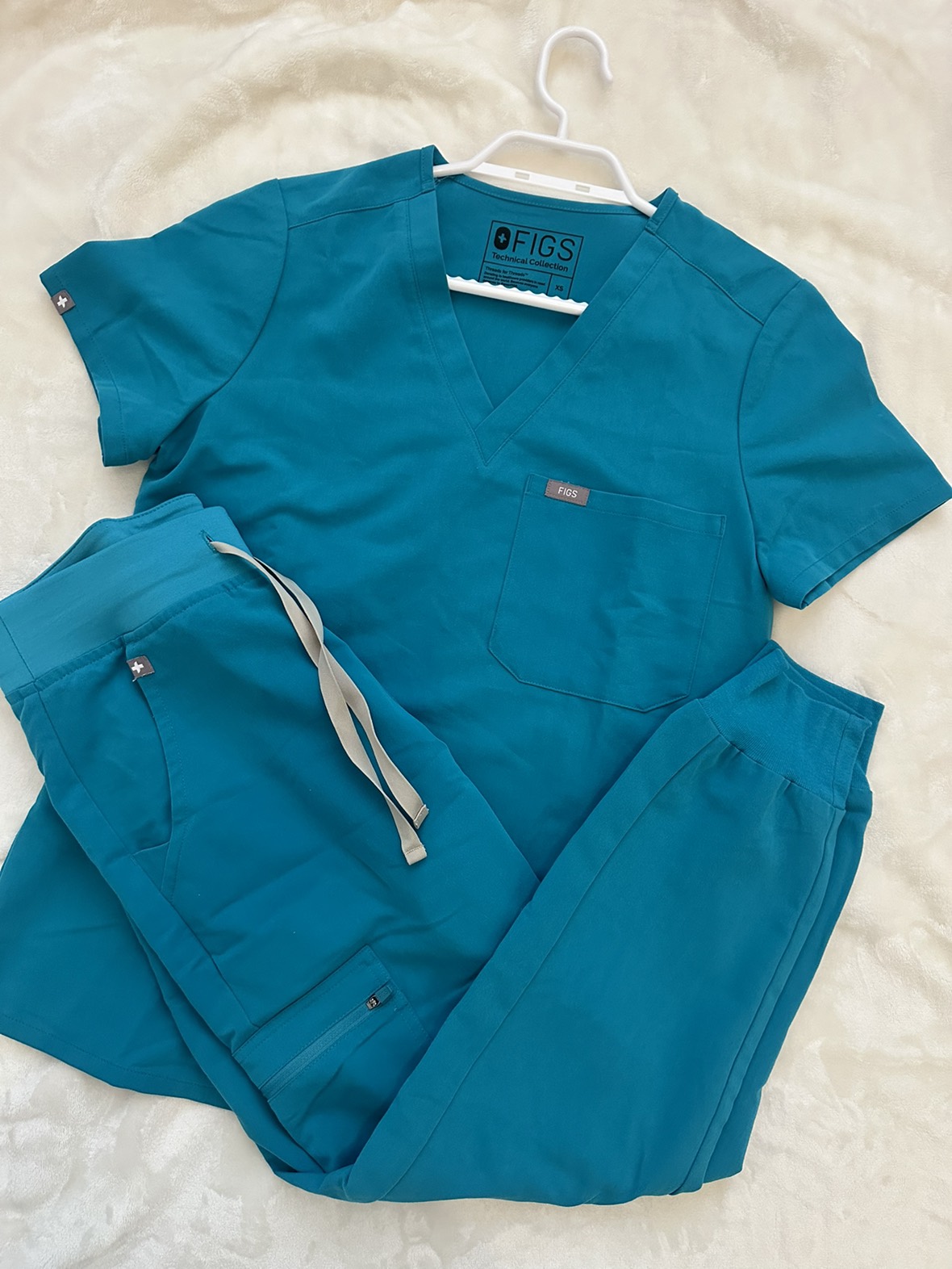 Figs Scrubs - photo 3