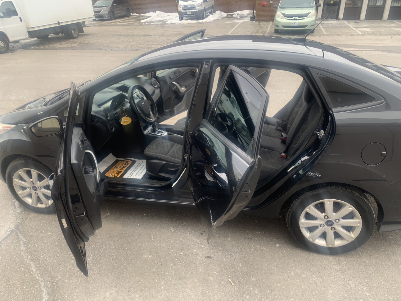 2013 Ford Fiesta image indicator(4)