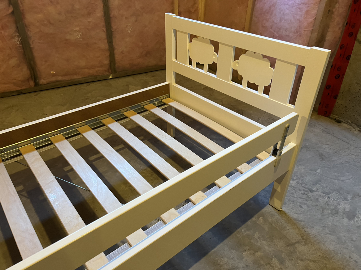 Kids bed, toddler IKEA good condition