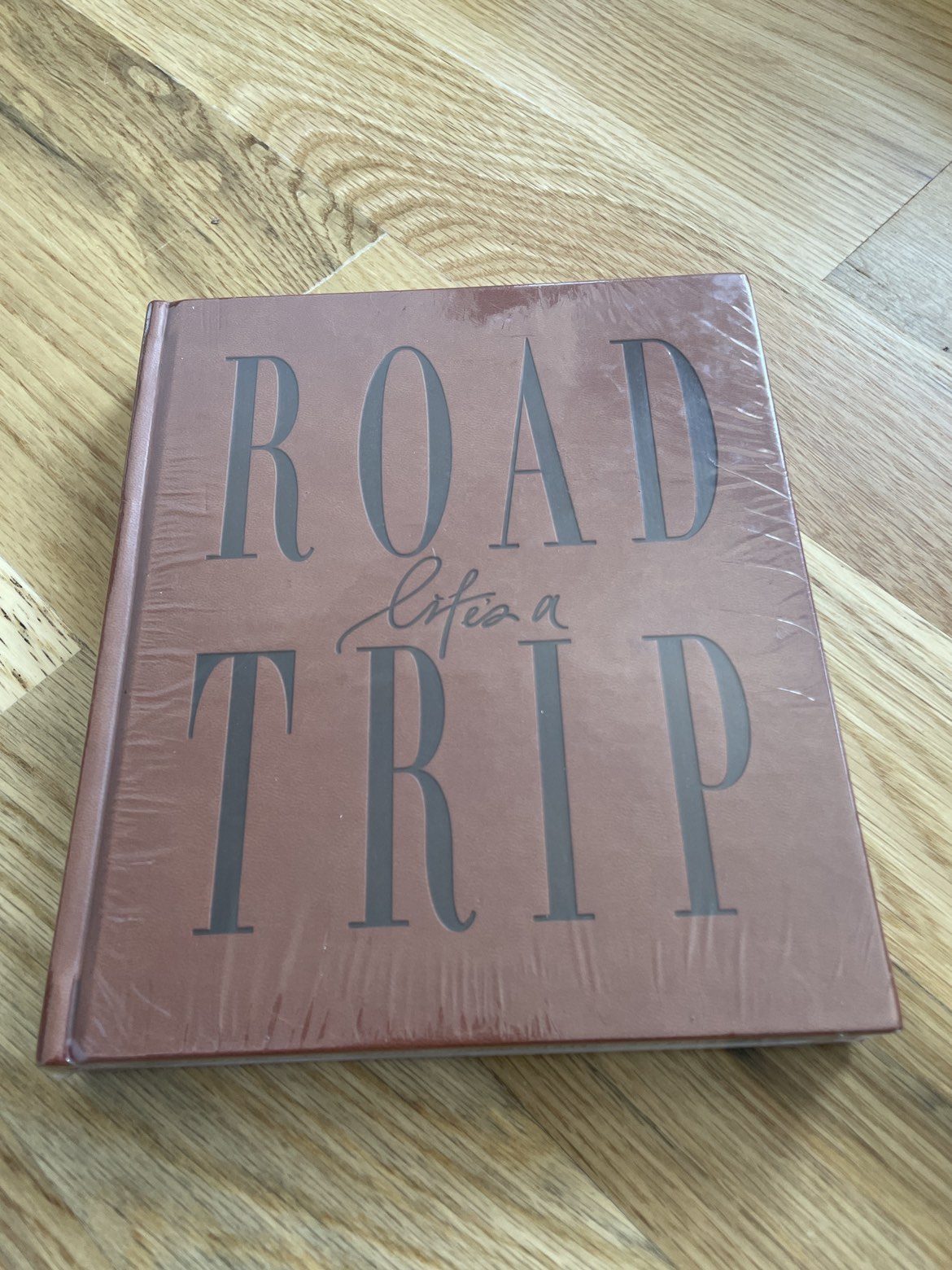 Travelling book