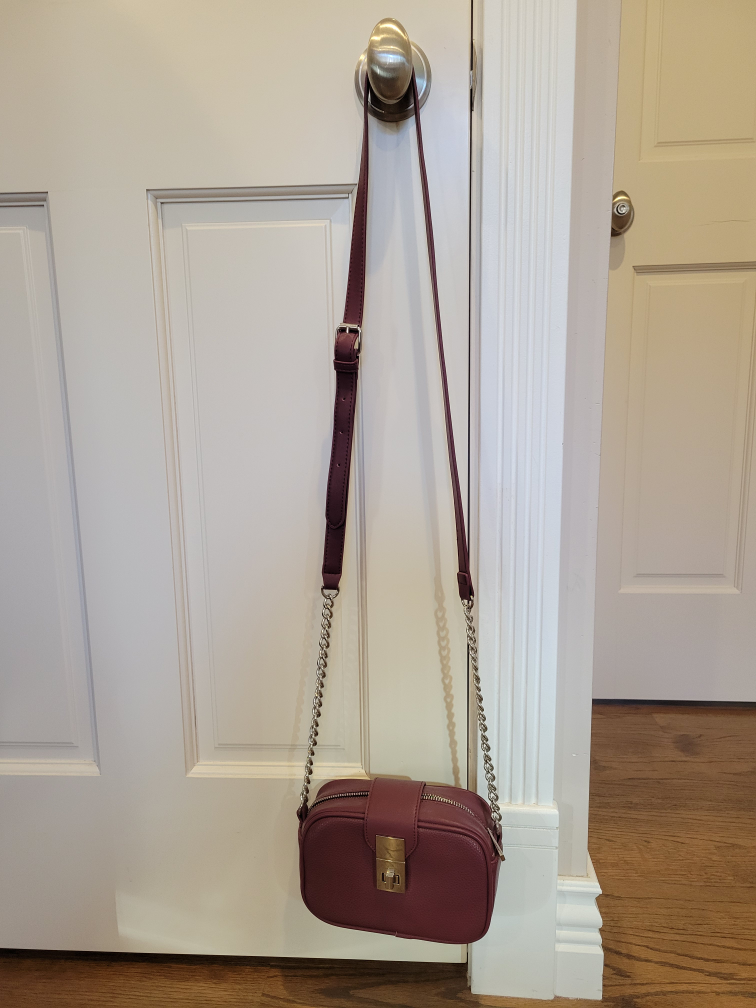 🏈 Brand New Small Crossbody Bag (Burgundy) Addition Elle image indicator(3)