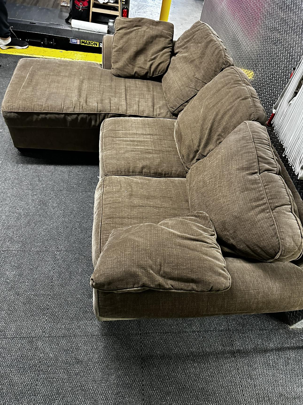 L shape sofa - photo 5