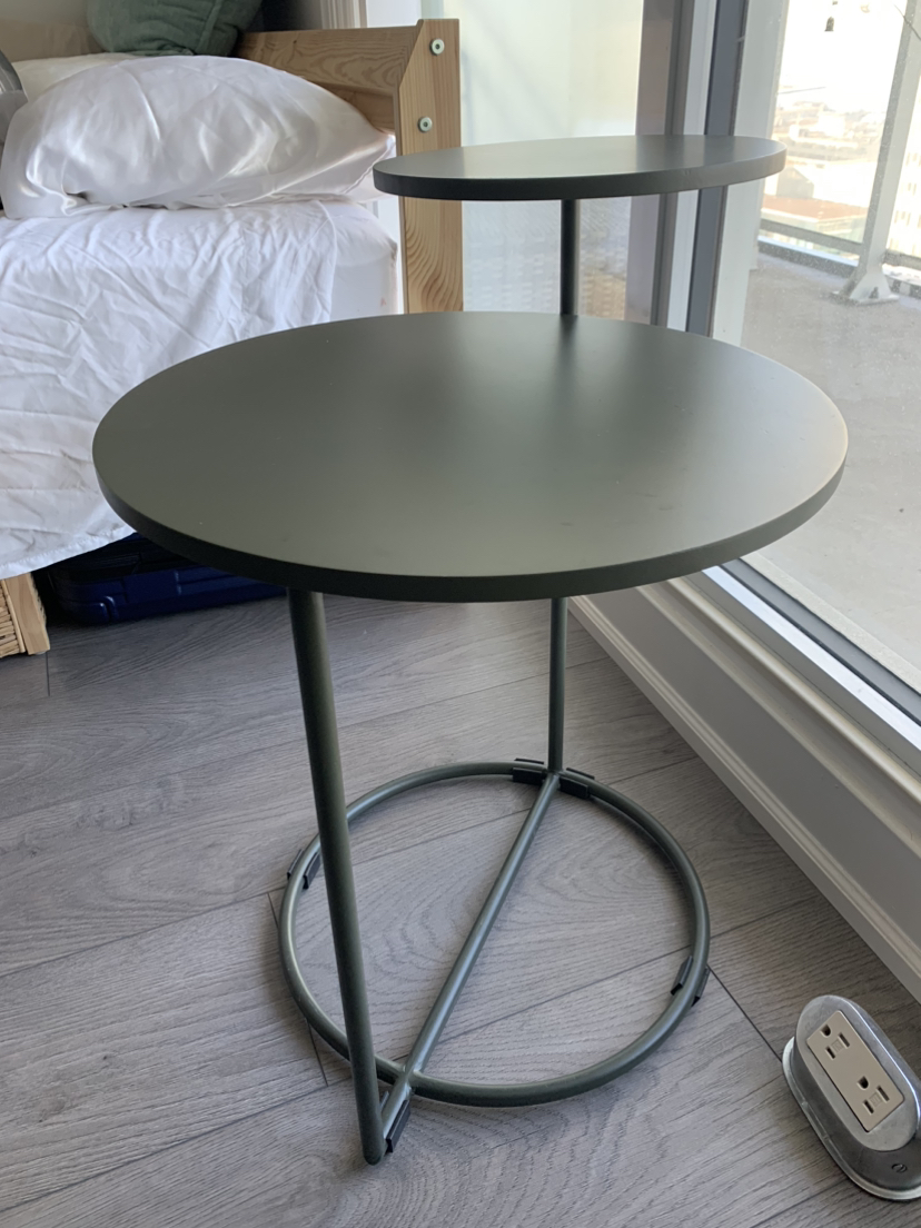 🏈 Green side table thumbnail