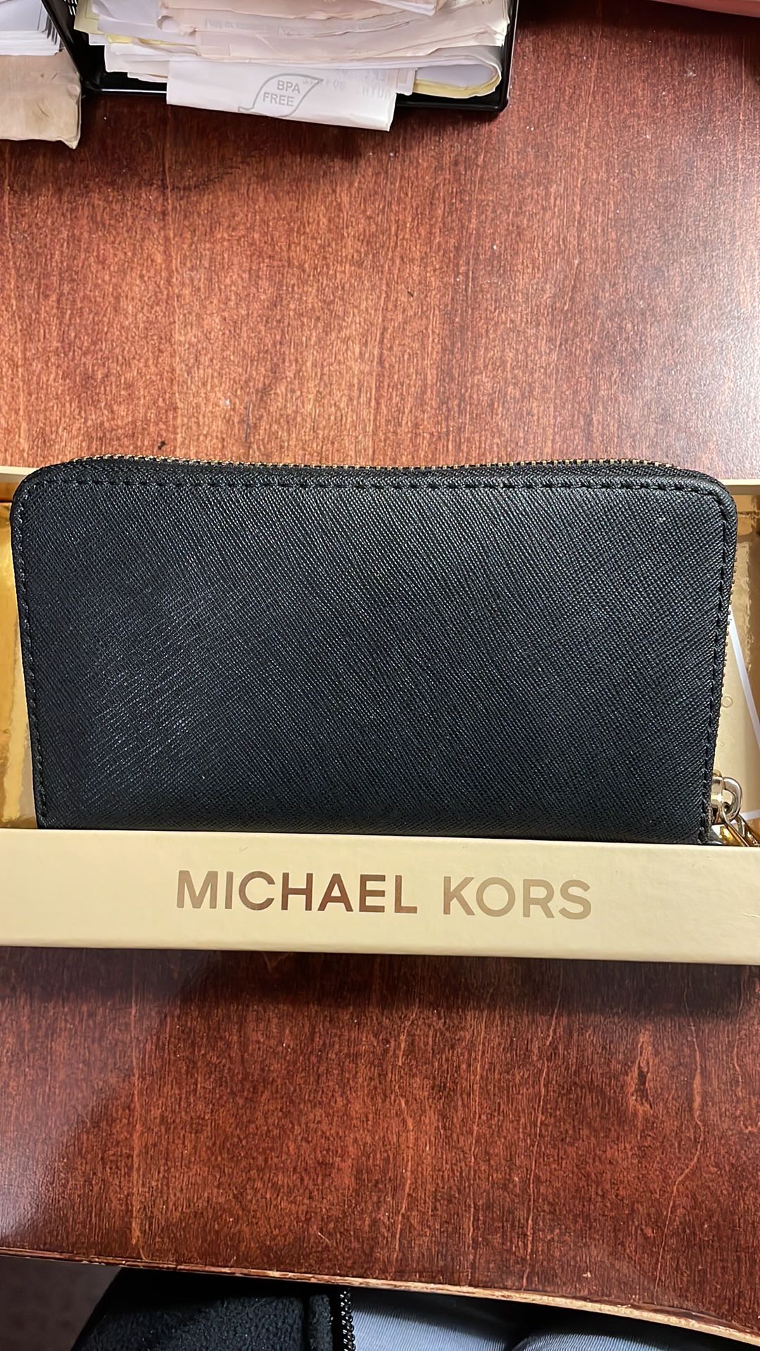Michael Kors Wristlet - photo 2