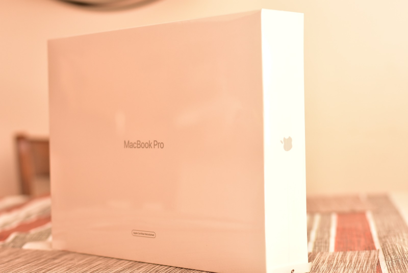 MacBook Pro (13-inch, 2020) 16G RAM 1TB SSD - New - photo 5