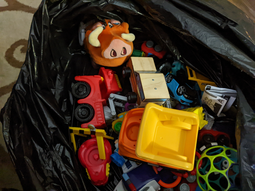 toys, books, stuffed animals, cars - photo 4