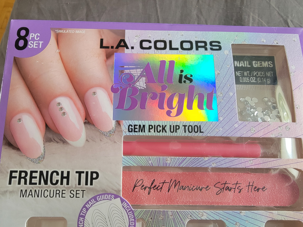 Manicure set - French Tip - Nail polish set image indicator(2)