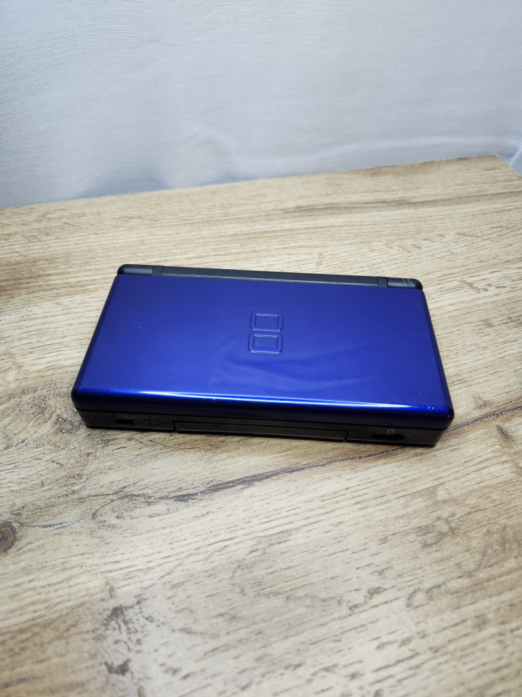 nintendo DS lite (READ) thumbnail
