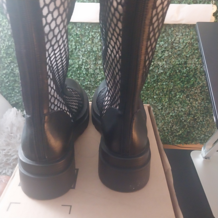 DearOnly Women's Flat Heel Mesh Summer Boots image indicator(3)