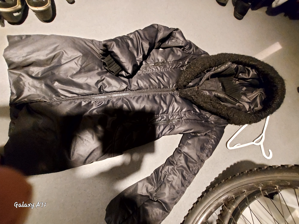 GUESS~FALL/WINTER JACKETS! image indicator(6)