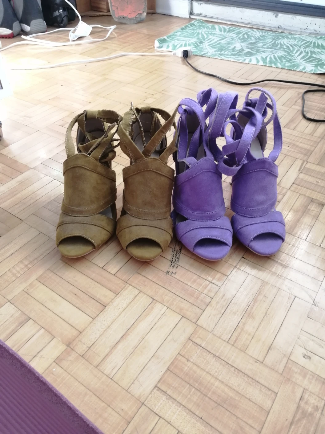 lace up heels thumbnail