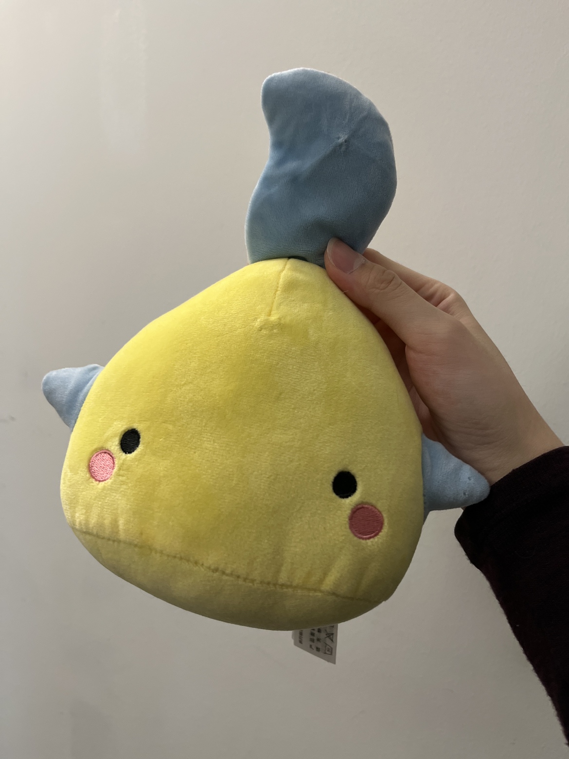 Cute fish plush toy 🏈 thumbnail