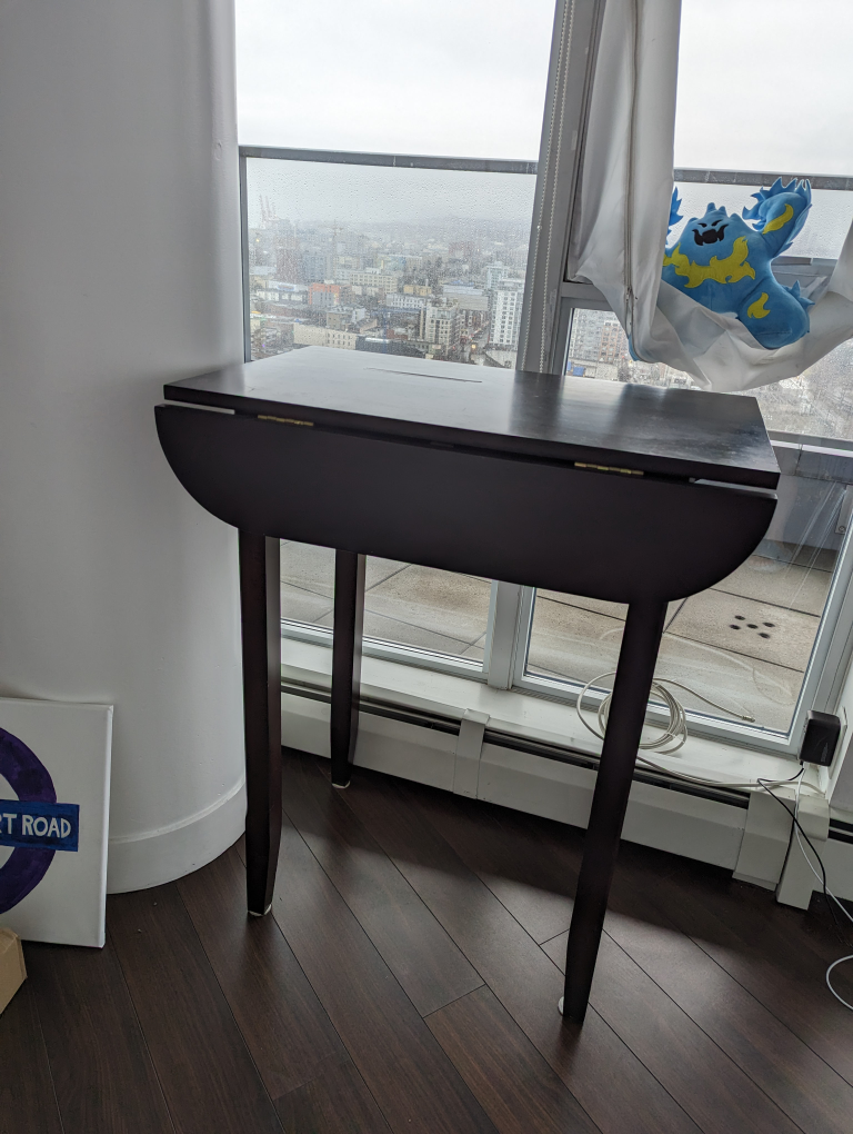 Expandable Wood High Table