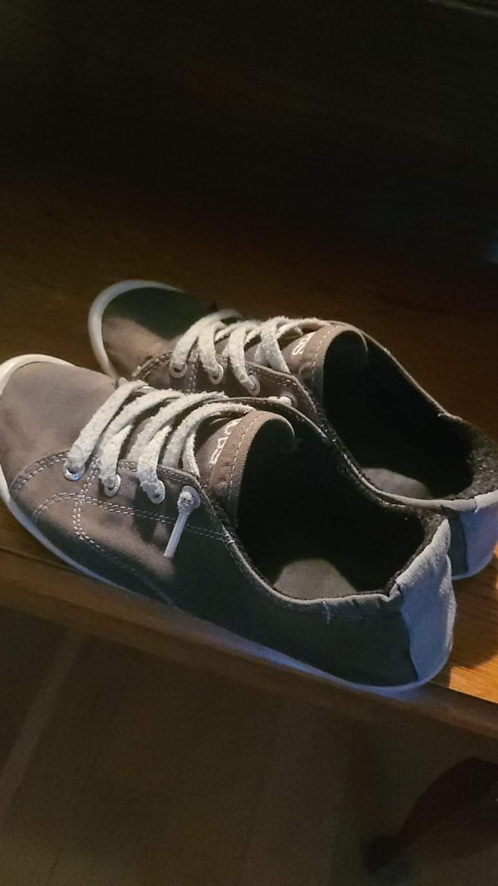 2 Sz 6 Shoes!! image indicator(2)