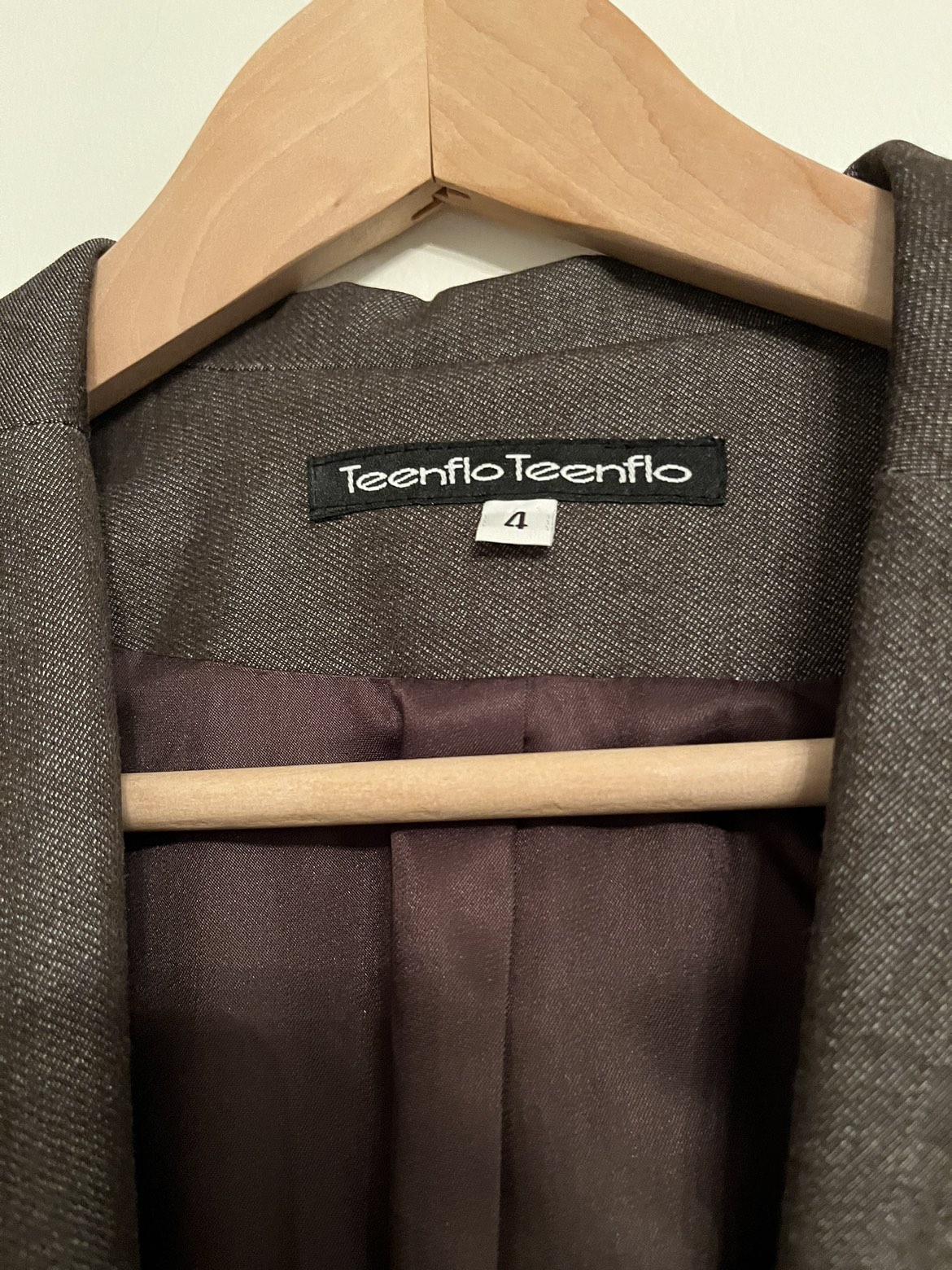Teenflo Brown Blazer image indicator(3)