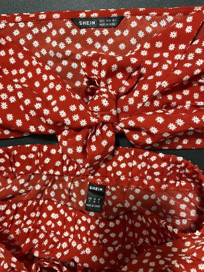 2 pc outfit. Size S . Very cute . Excellent condition - photo 2