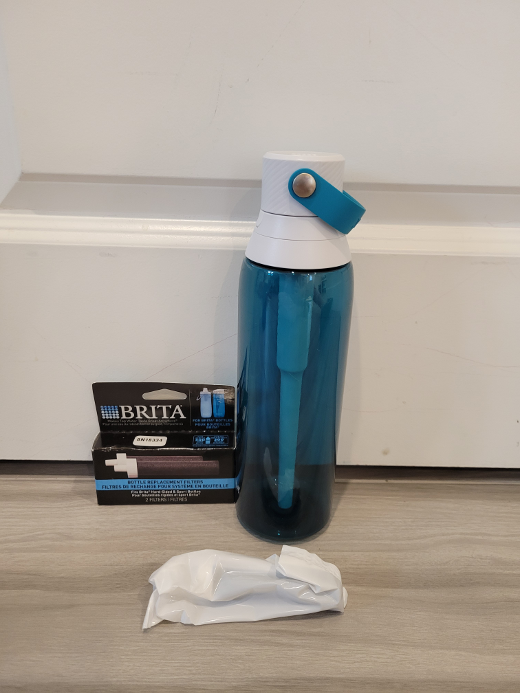 🥕 Brita Filter Water Bottles with 1 Brand New Filters image indicator(4)