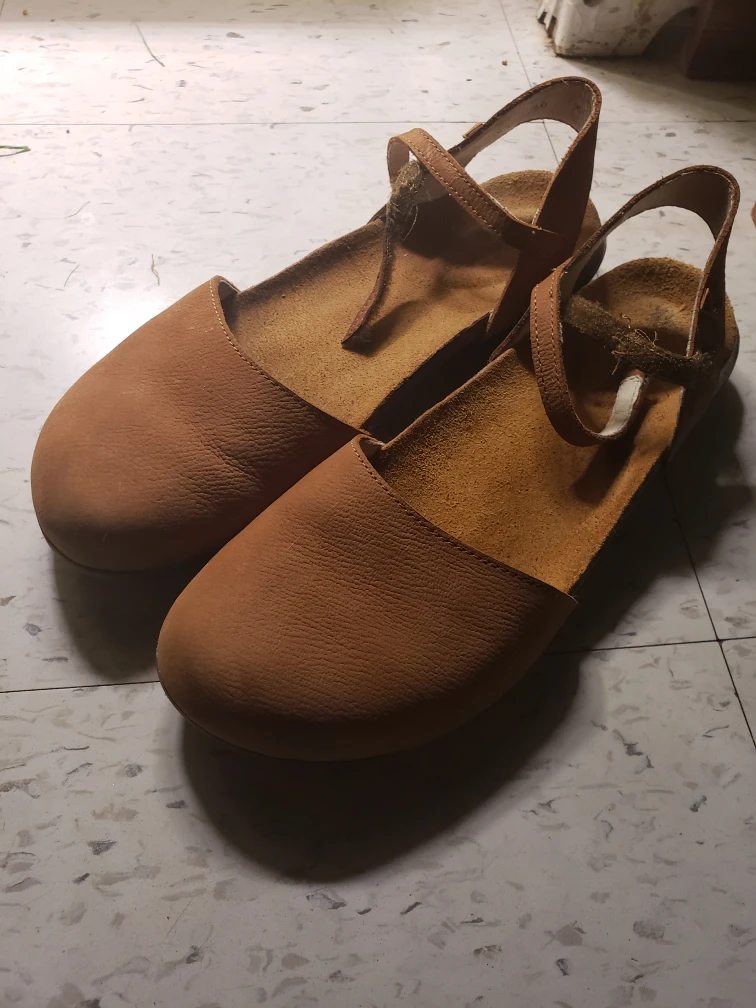 Women's suede sandals #freecycle thumbnail