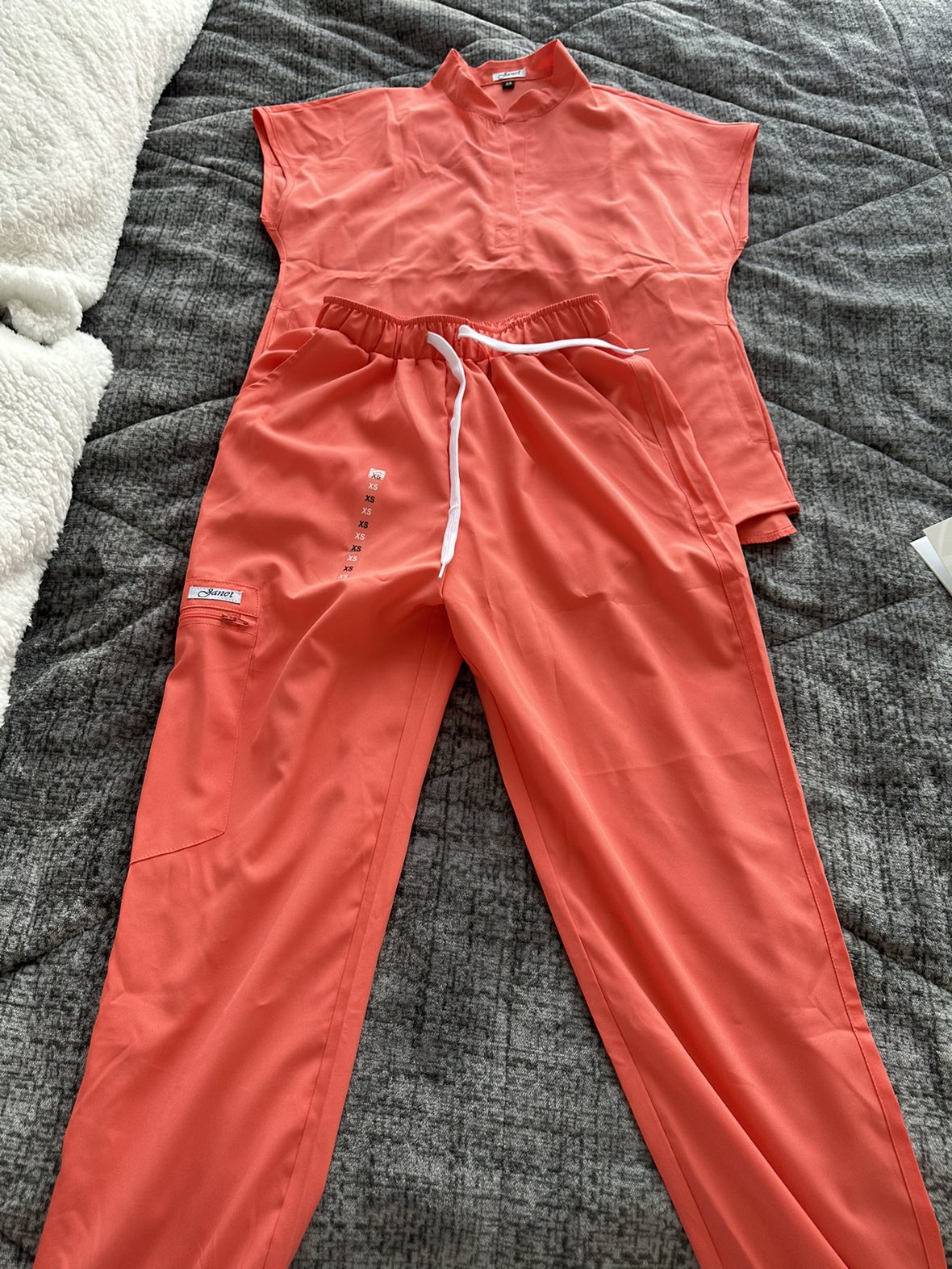 nursing scrubs - photo 3