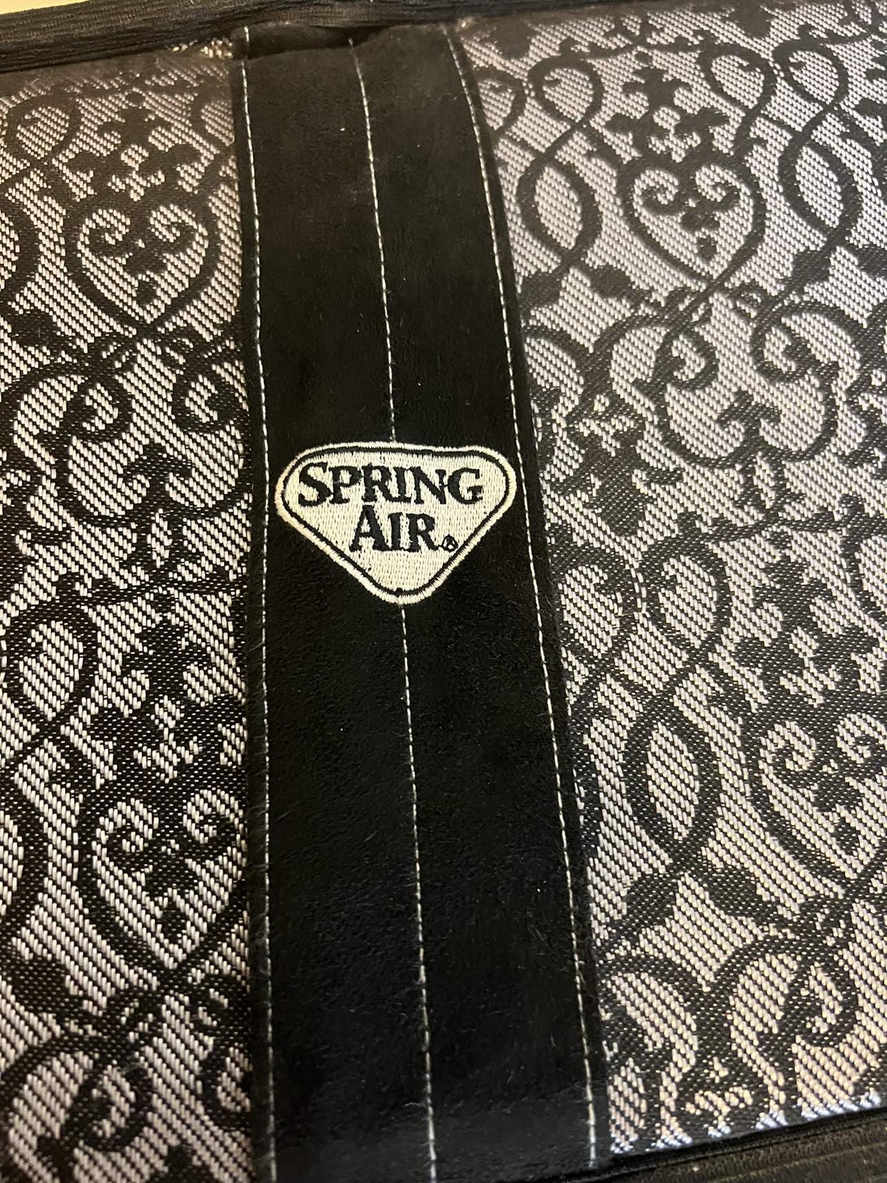 Spring Air Twin Mattress - photo 2