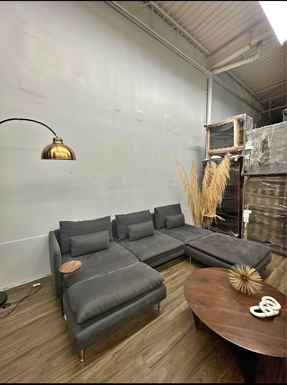 3 piece sectional sofa in Charcoal Grey - photo 3