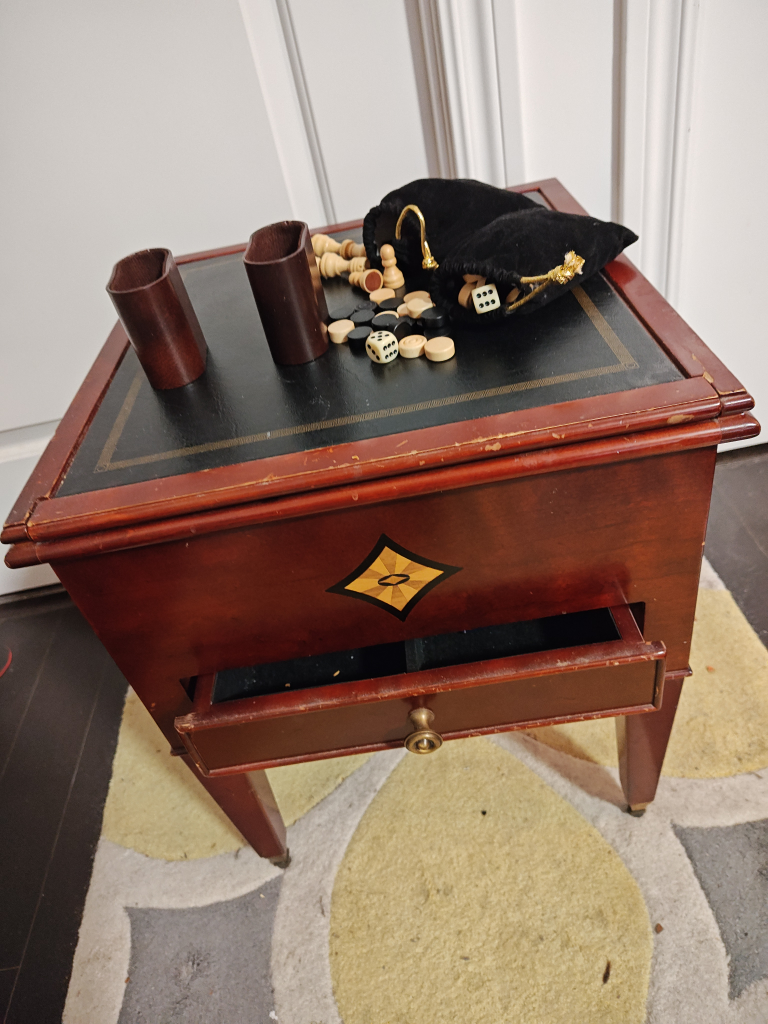 Table for chess/Backgammon multiuse image indicator(8)