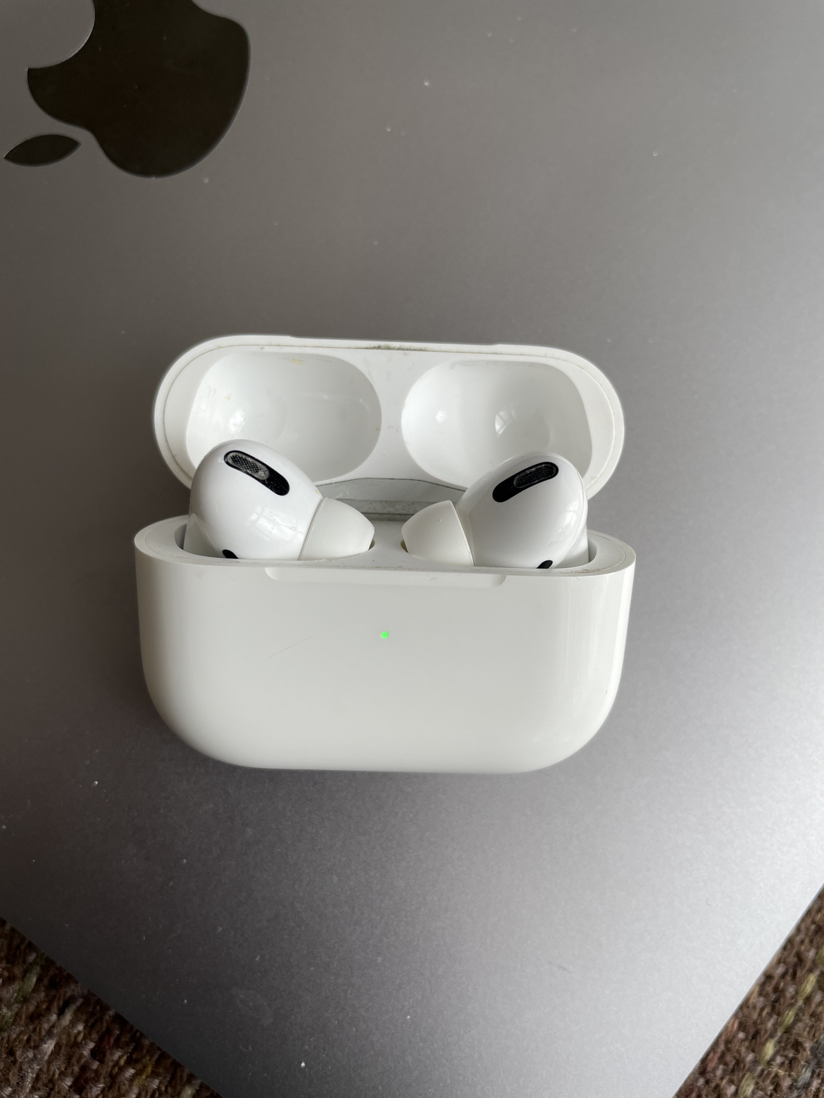 AirPods Pro Gen 1