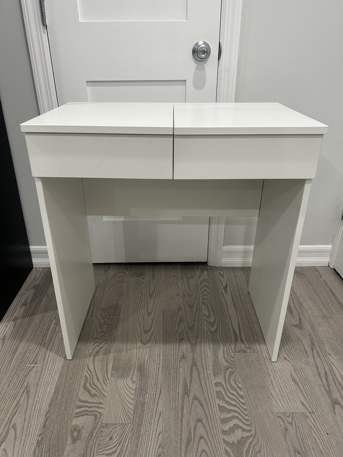 IKEA Brimnes dressing table / small desk