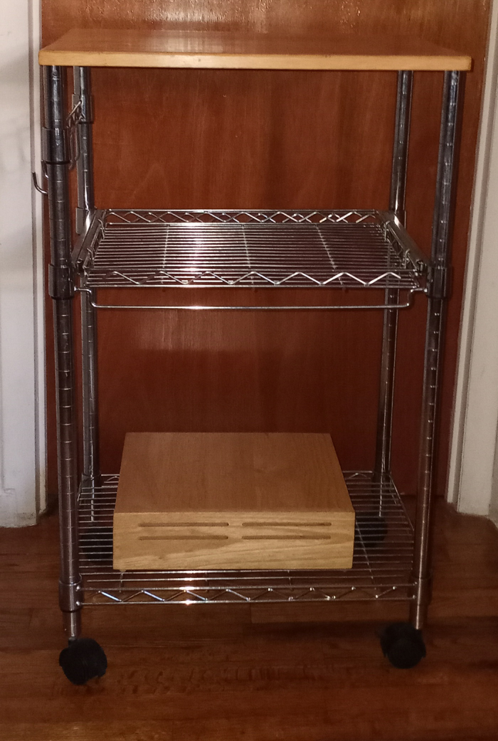 Kitchen cart with wheels