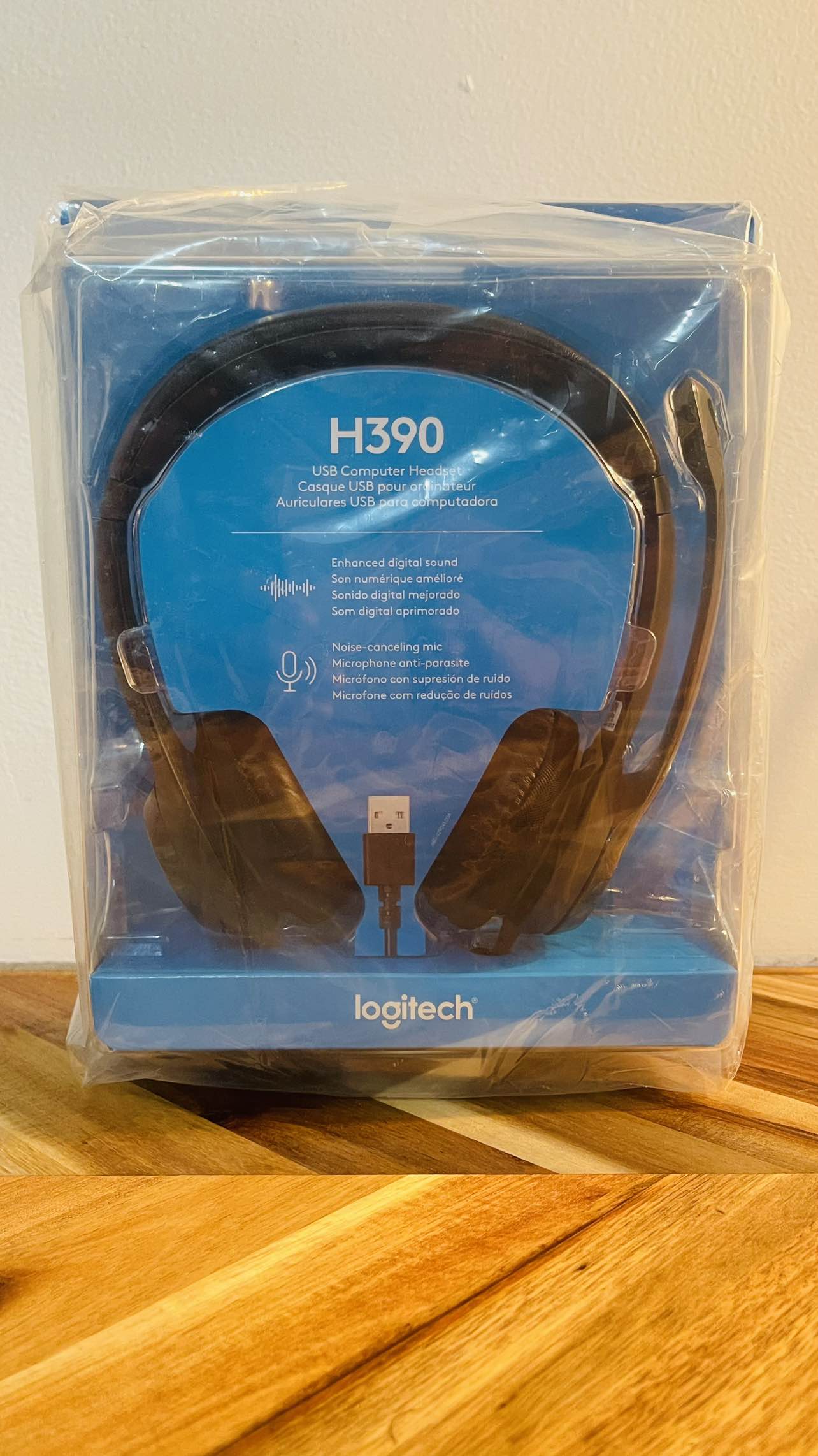 Logitech USB COMPUTER HEADSET (Sealed Box) thumbnail