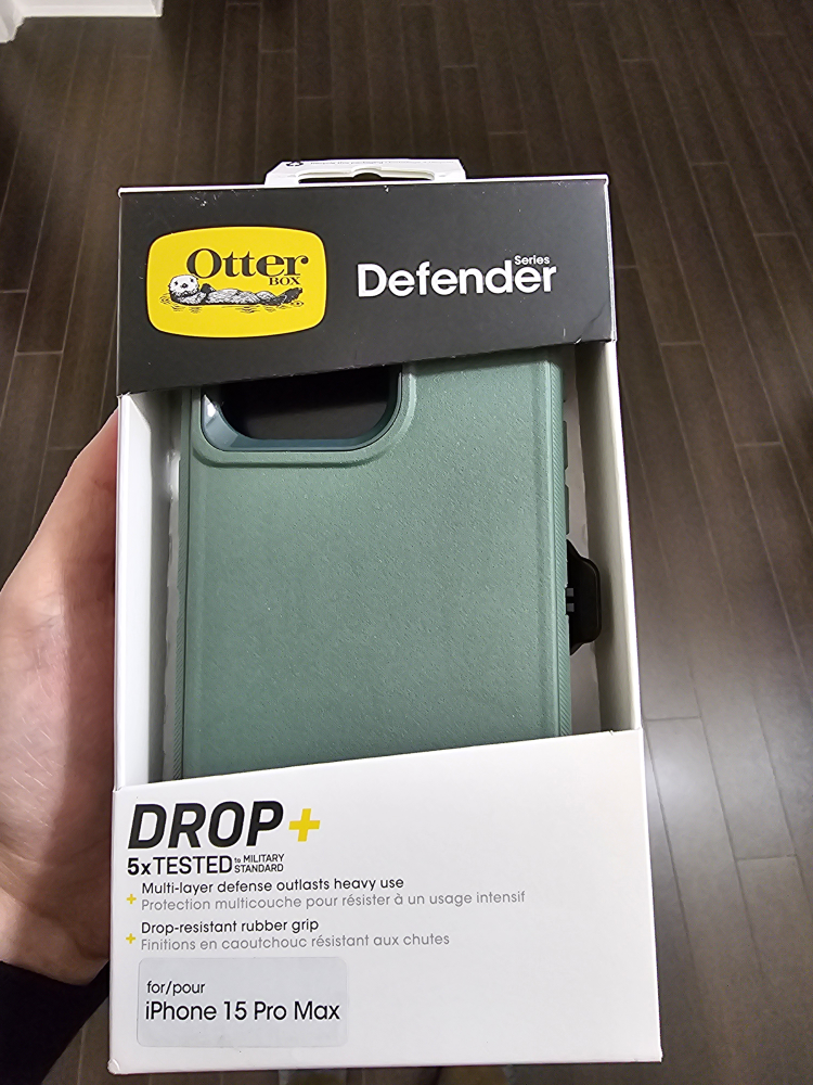 Otter Defender (iPhone 15 Pro Max)