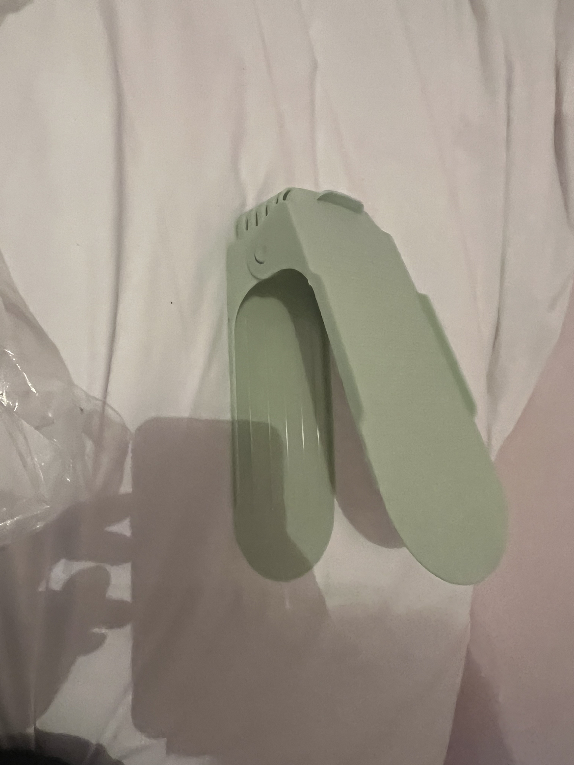 Shoe clip thumbnail